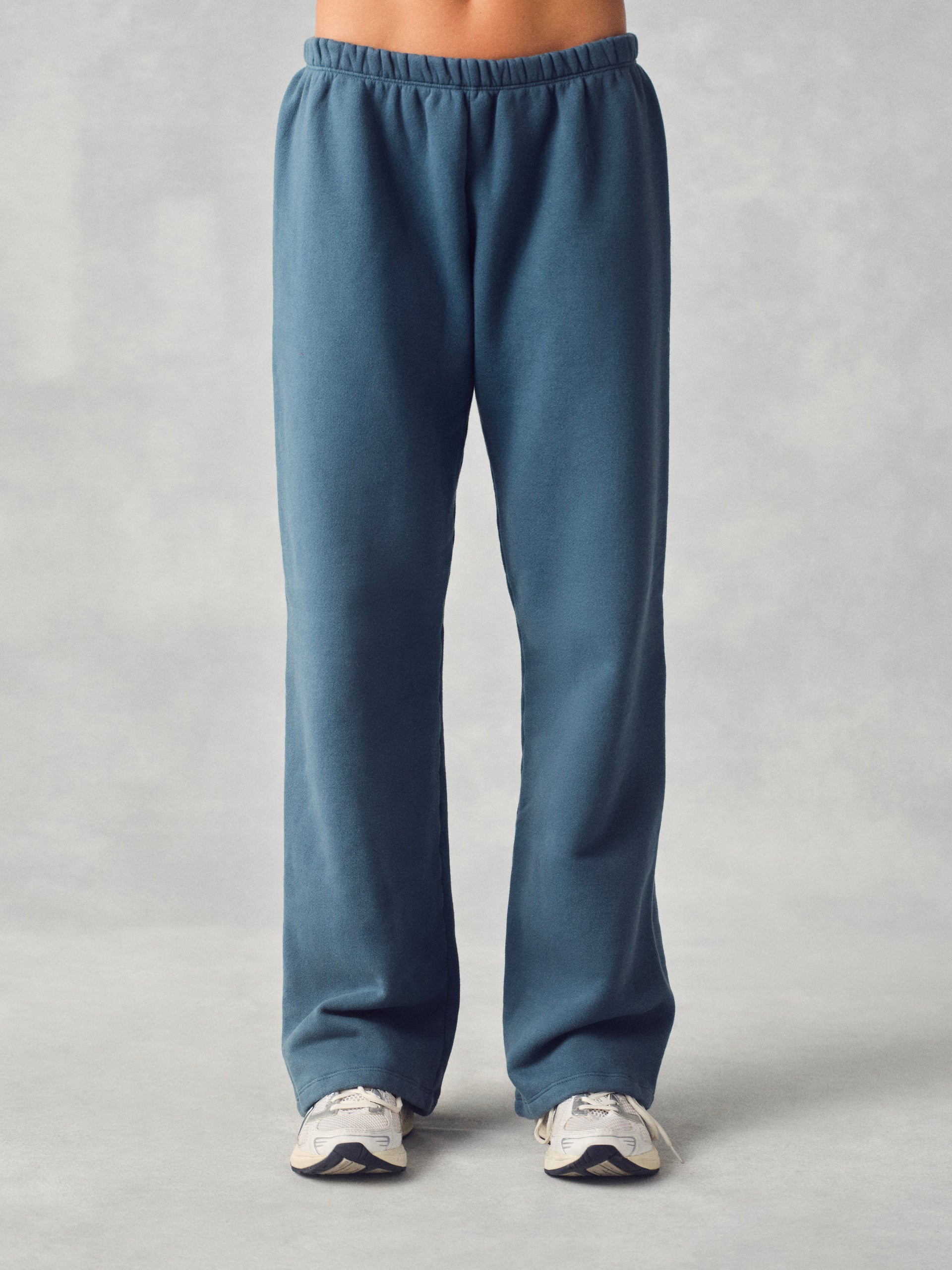 MIDWEIGHT SWEATS STAPLE STRAIGHT LEG SWEATPANTS - HAMMOCK