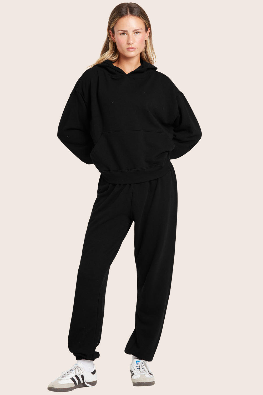 SET™ LIGHTWEIGHT SWEATS CLASSIC SWEATPANTS IN ONYX