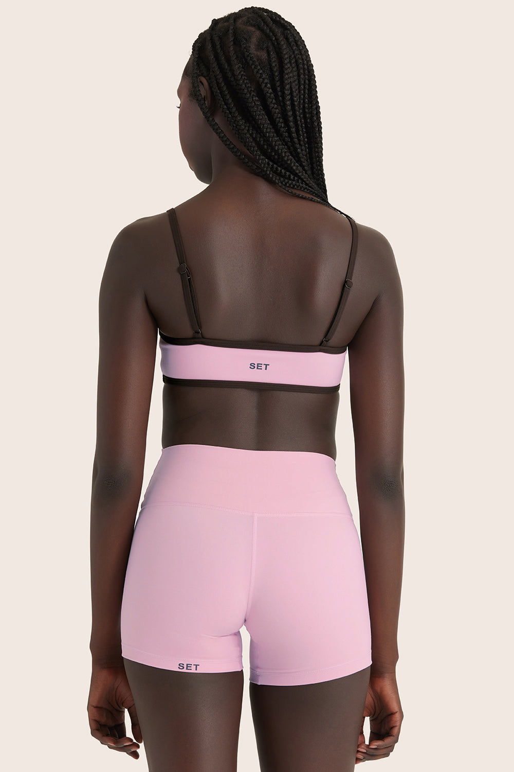 Model wears SPORTBODY® SPORTY LINE BRA in SWIRL 