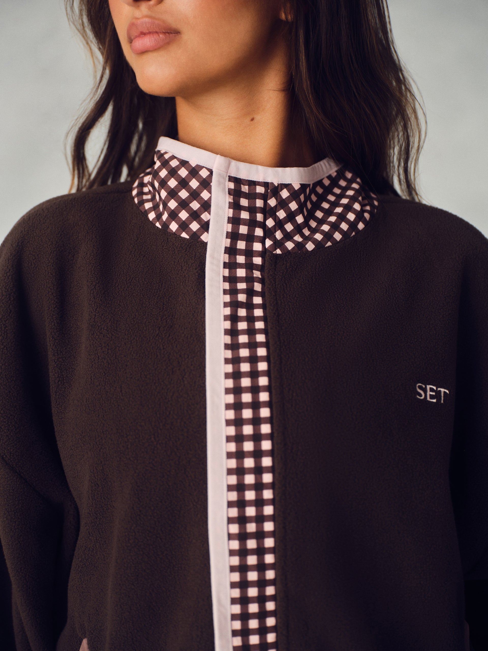MICROFLEECE GINGHAM FUNNEL ZIP - DRIFTWOOD