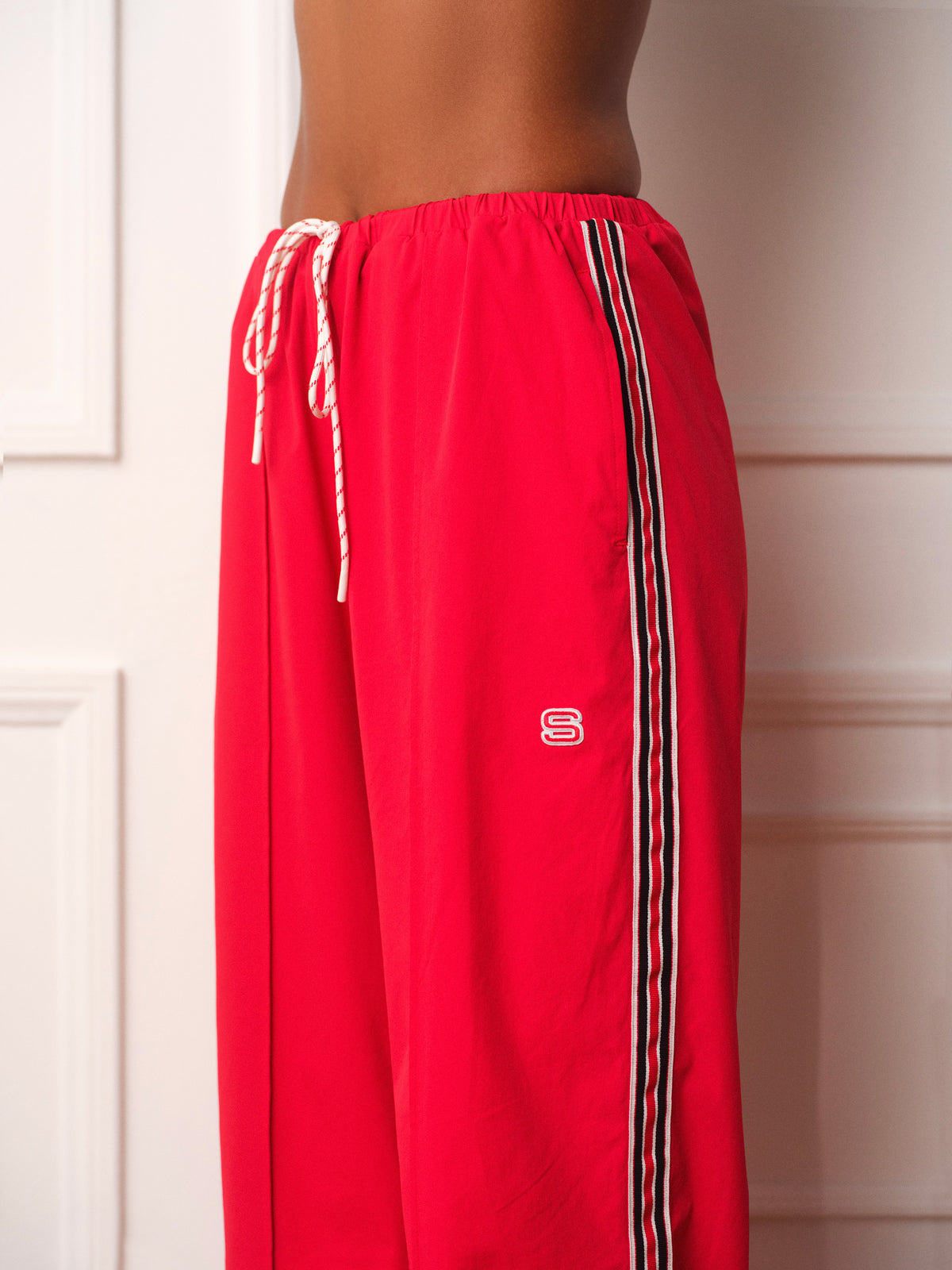 NYLON TRACK VARSITY PANTS - ROUGE(RED)