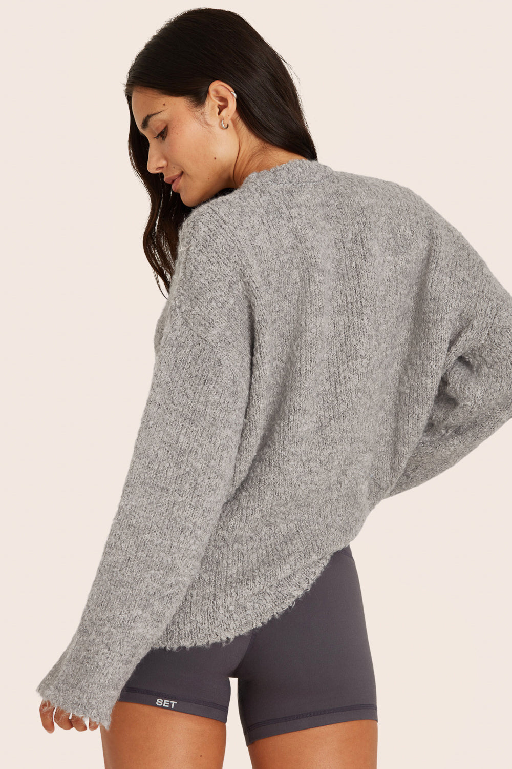 SET™ BOUCLÉ OVERSIZED CREWNECK SWEATER IN HEATHER GREY