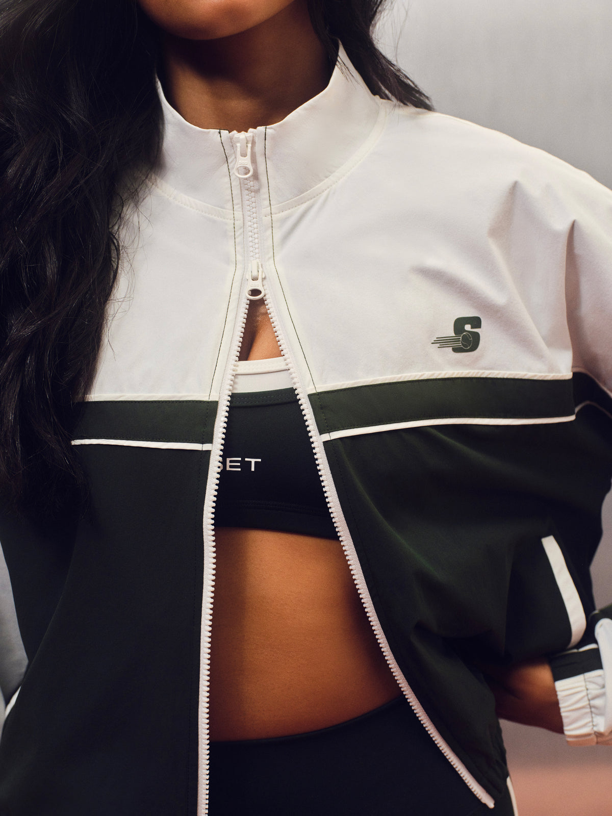 NYLON TRACK CONTRAST FUNNEL ZIP - COURTSIDE