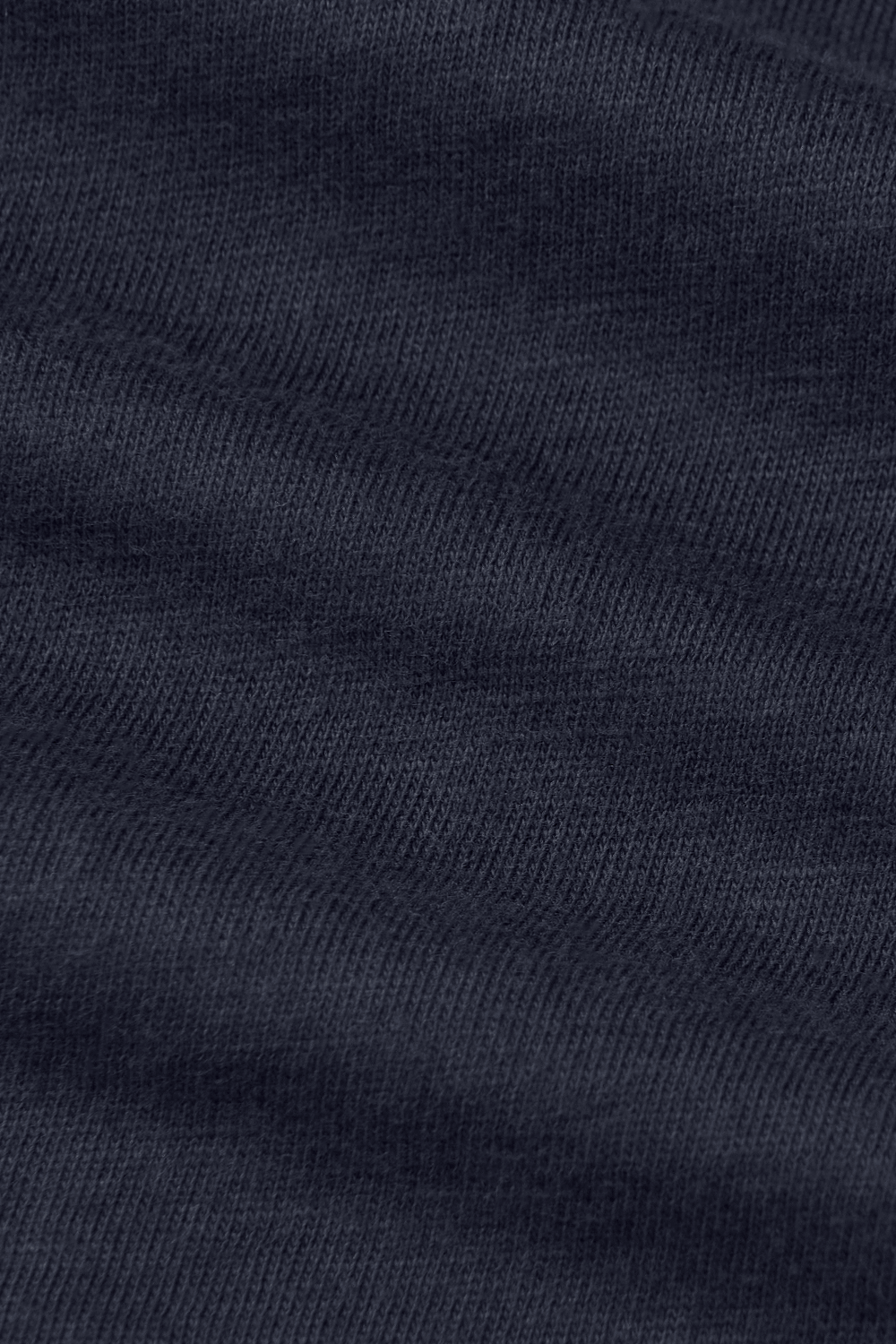 CLOSE UP IMAGE OF CLASSIC COTTON FABRIC IN COLOR SPADES