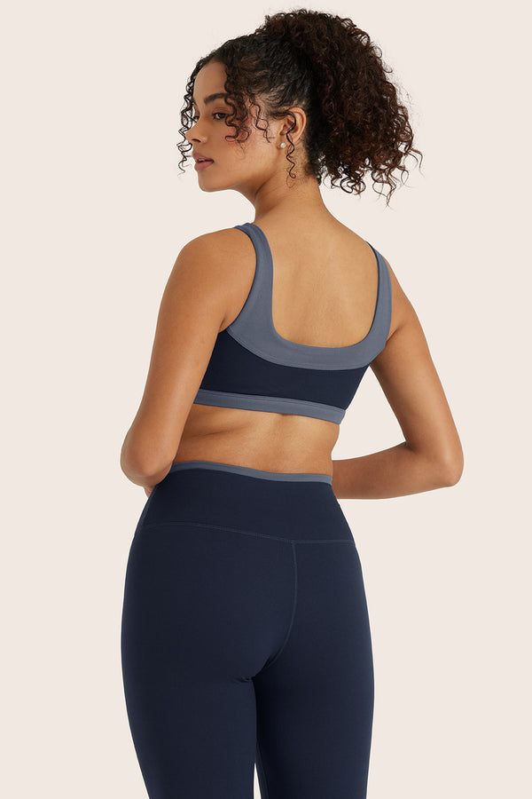 MODEL WEARS FORMCLOUD® CLOUD FORM BRA IN HARBOR 