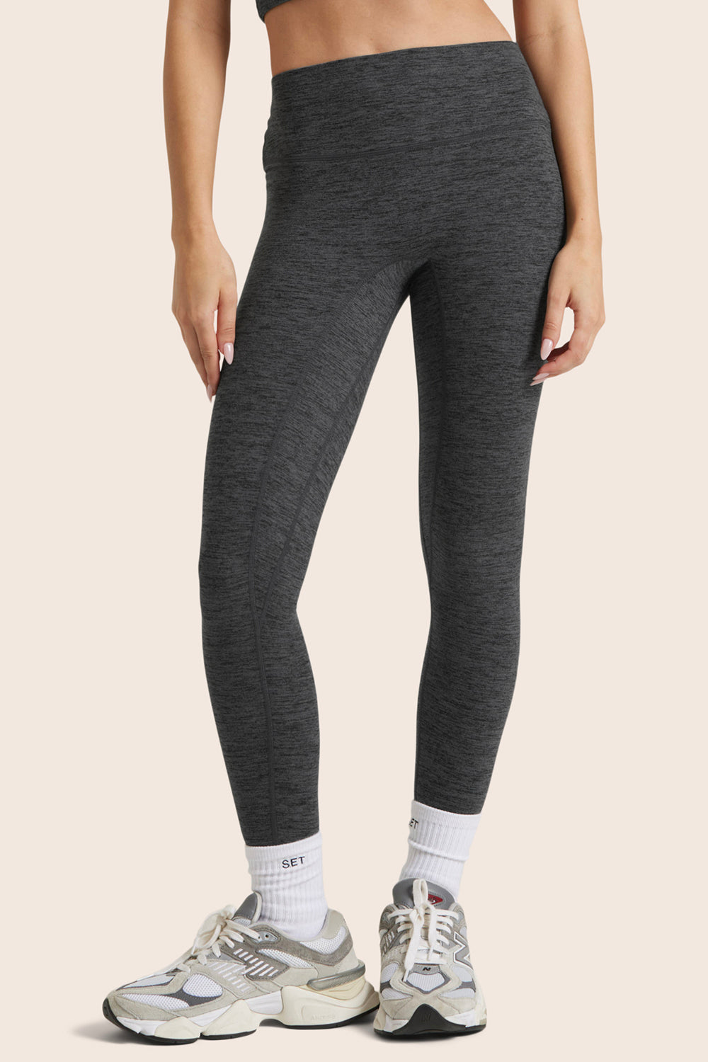 FORMCLOUD® CLOUD MID-RISE LEGGINGS - PEPPER HEATHER GREY Featured Image