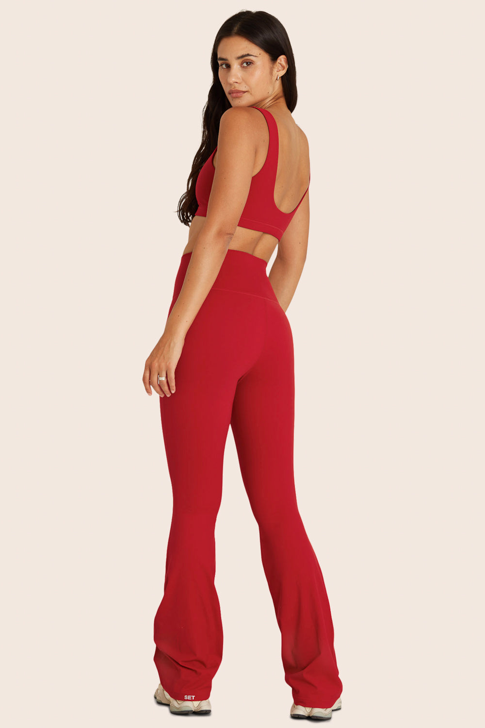 SET™ SPORTBODY® FLARE LEGGINGS IN APPLE