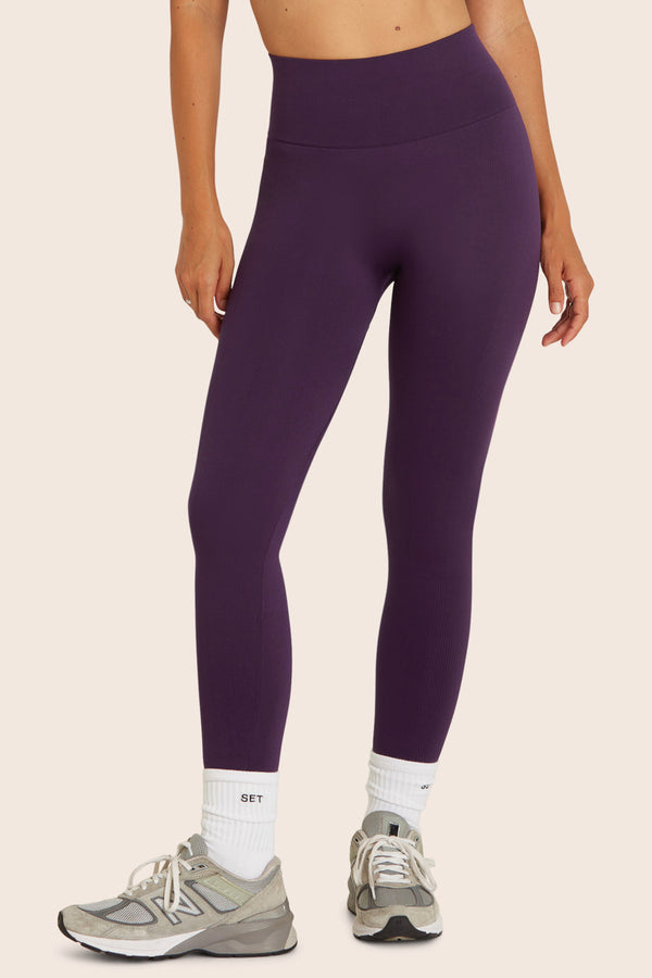 SET™ SCULPTFLEX® LEGGINGS IN FIG 