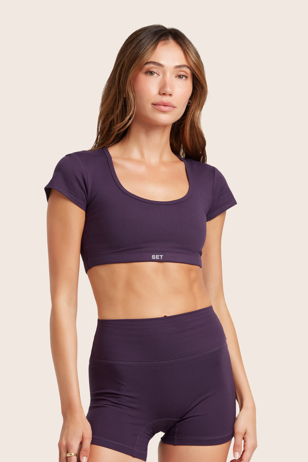 SET™ FORMCLOUD® CAP SLEEVE SCOOP BRA IN PLUM