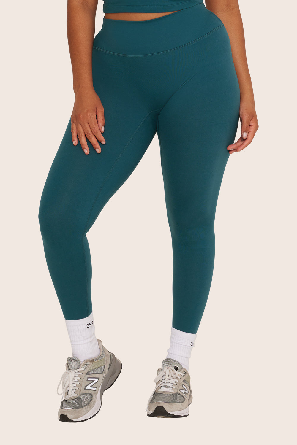 FORMCLOUD® LEGGINGS - AGAVE Featured Image