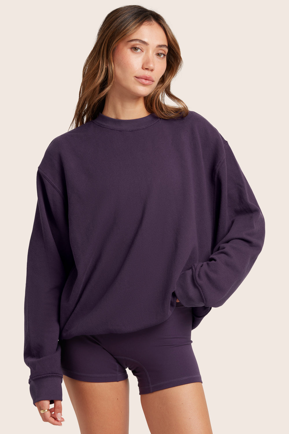 SET™ LIGHTWEIGHT SWEATS CLASSIC CREWNECK IN PLUM