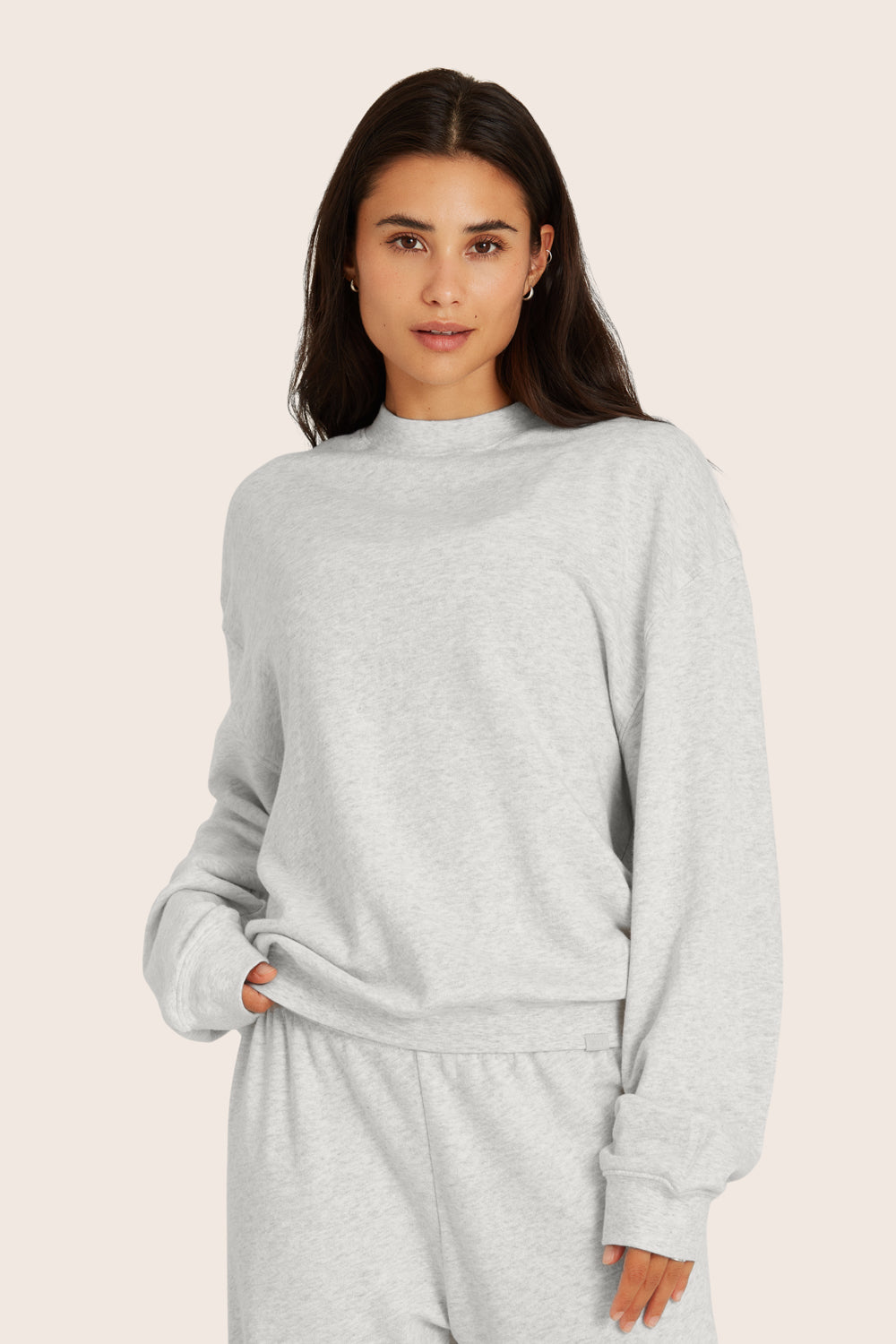 LIGHTWEIGHT SWEATS CLASSIC CREWNECK - HEATHER GREY Featured Image