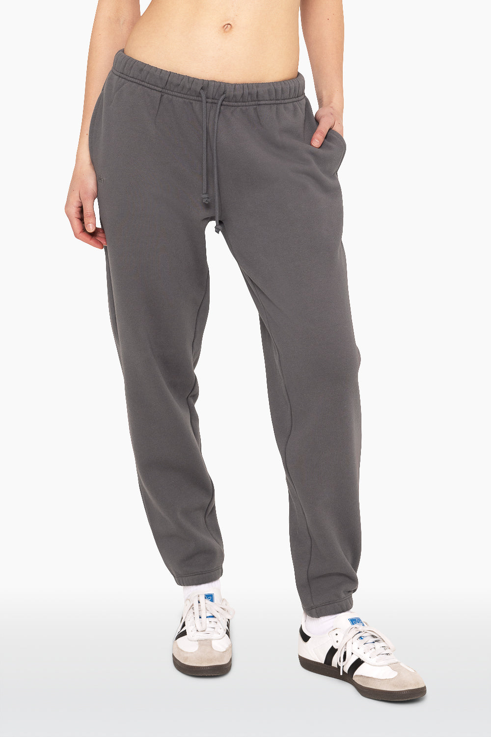 SET™ EMBROIDERED HEAVYWEIGHT SWEATS DRAWSTRING SWEATPANTS IN GRAPHITE