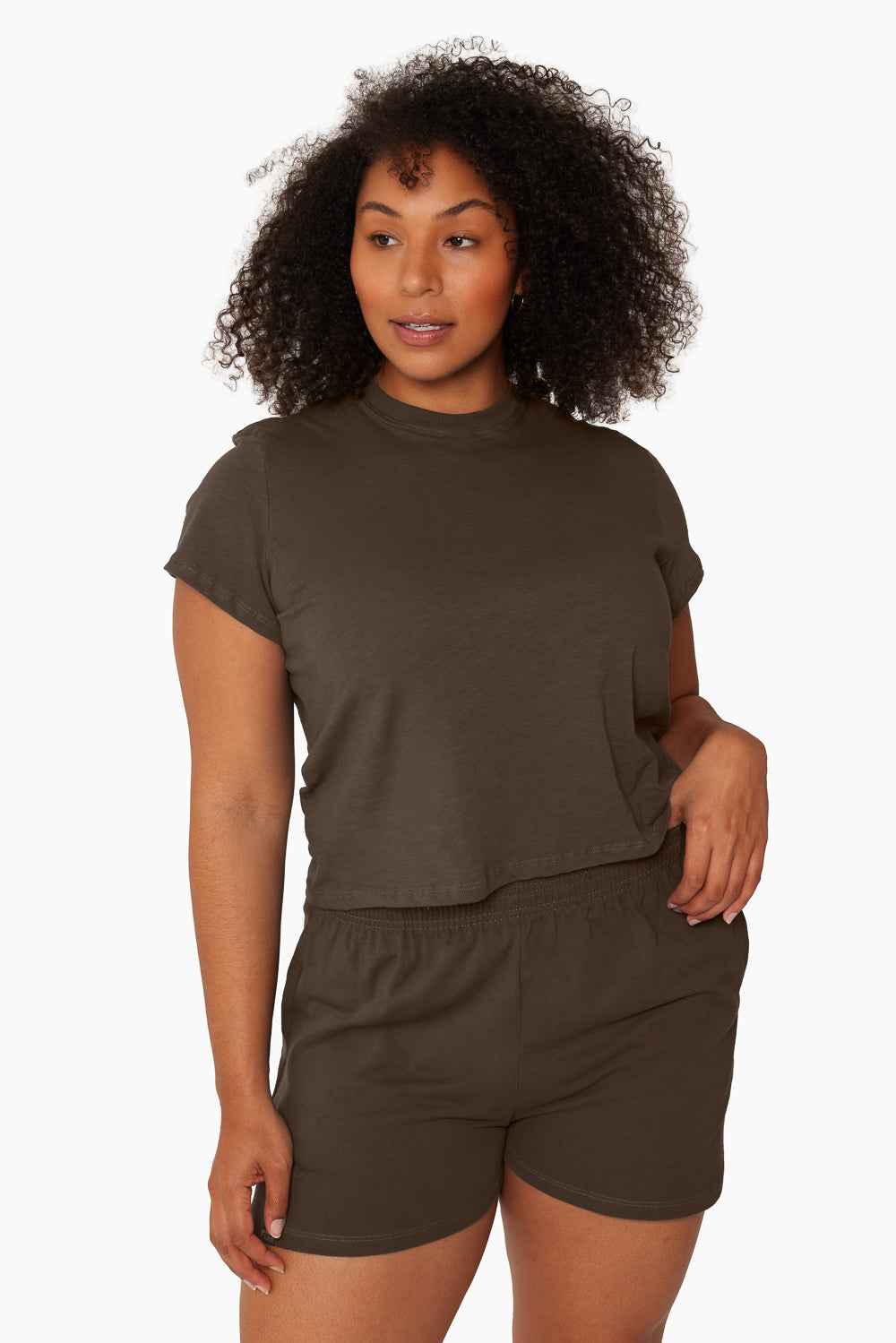 SET™ CLASSIC COTTON MID TEE IN BROWNSTONE