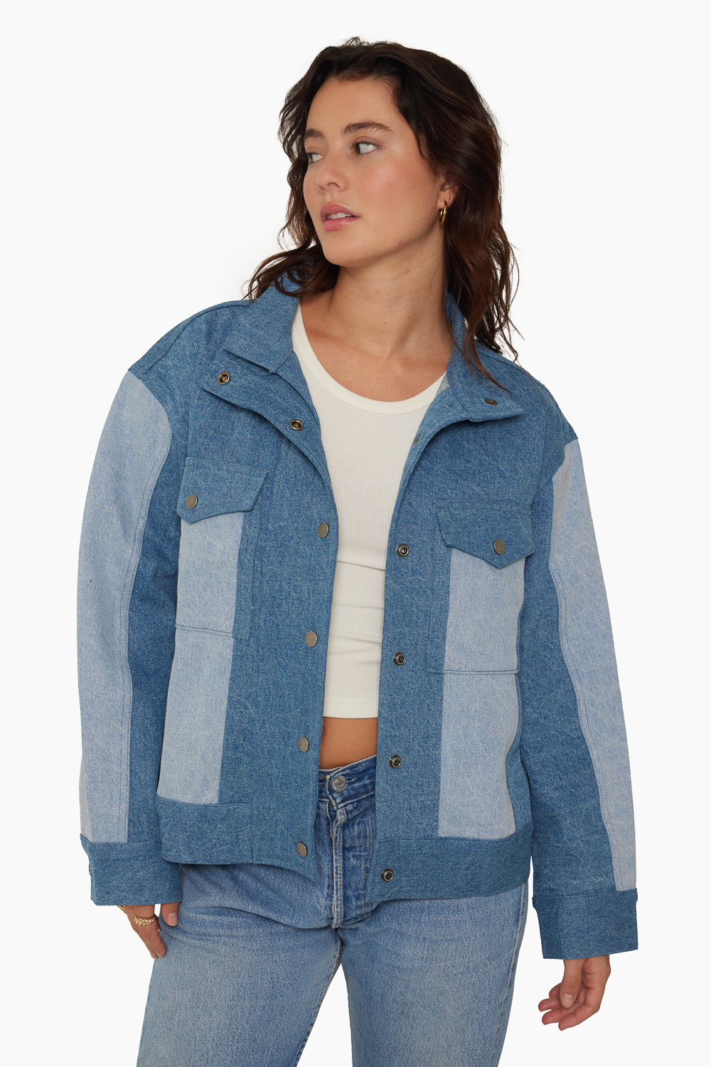 SET™ TWO TONED DENIM JACKET IN CLASSIC MID WASH