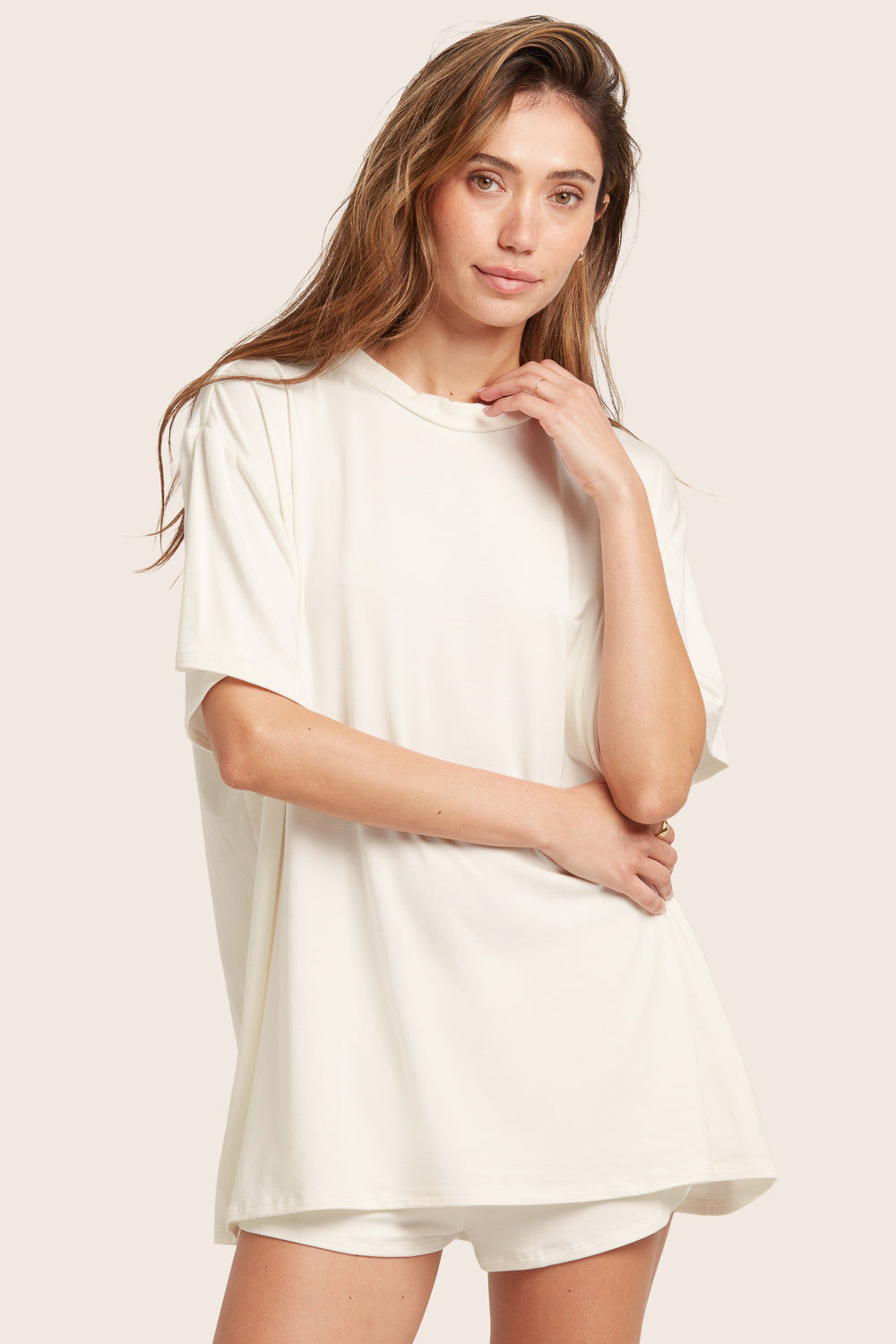 SET™ SLEEP JERSEY OVERSIZED BOYFRIEND SLEEP TEE IN BLANC