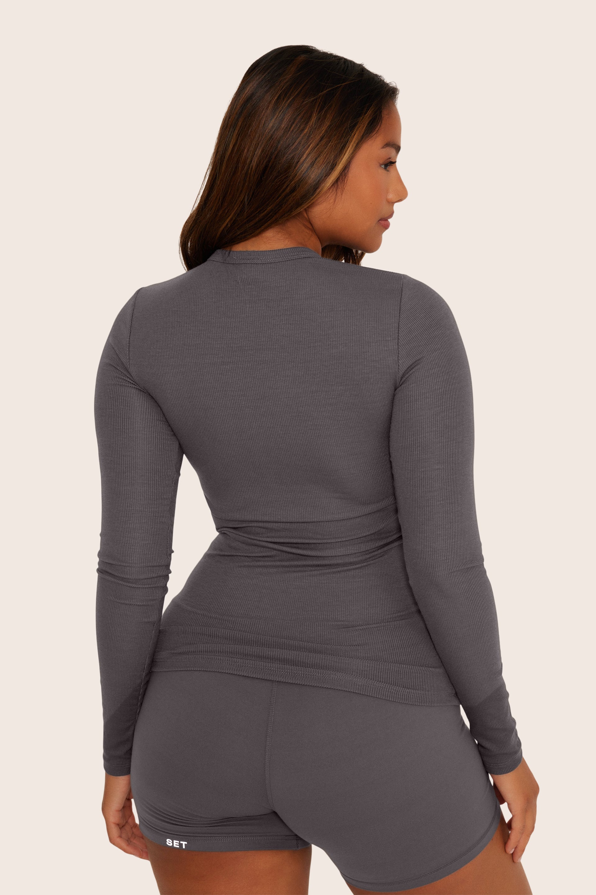 SET™ RIBBED MODAL ESSENTIAL LONG SLEEVE IN GRAPHITE