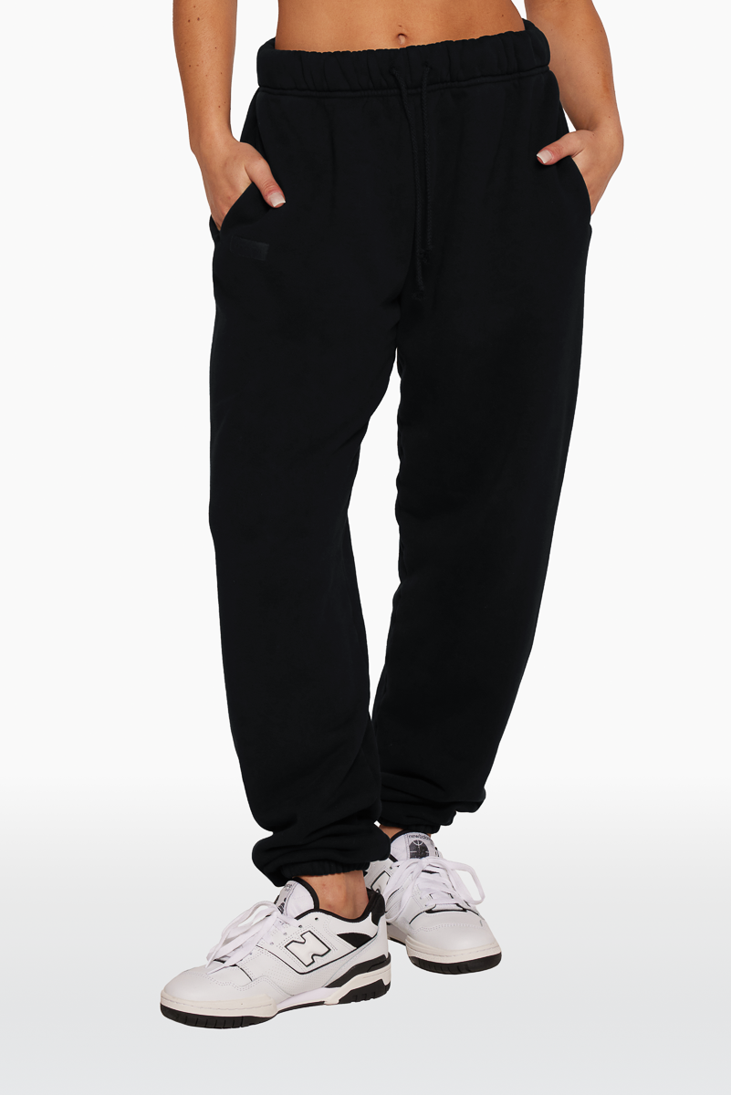 SET™ DRAWSTRING SWEATPANTS IN ONYX