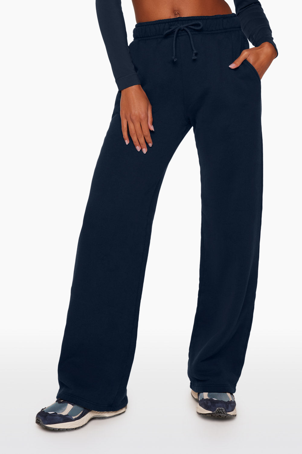 OPENED THIGH JOGGER PANTS
