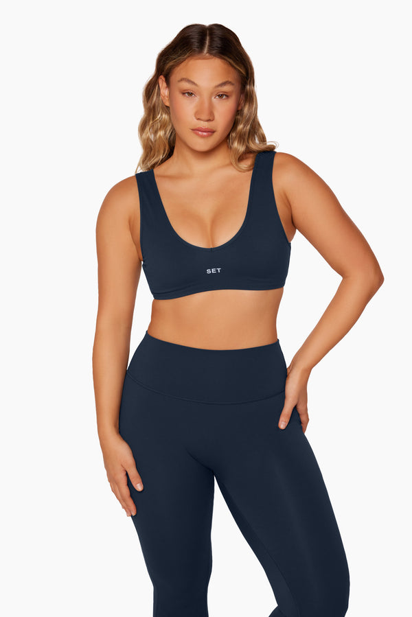 SET™ SPORTBODY® DIP BRA IN OXFORD 